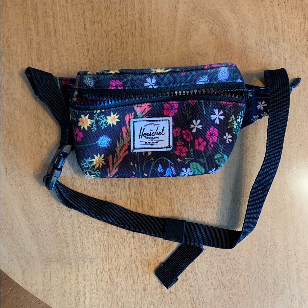Herschel Heritage™ Hip Pack | Little Herschel - 1L